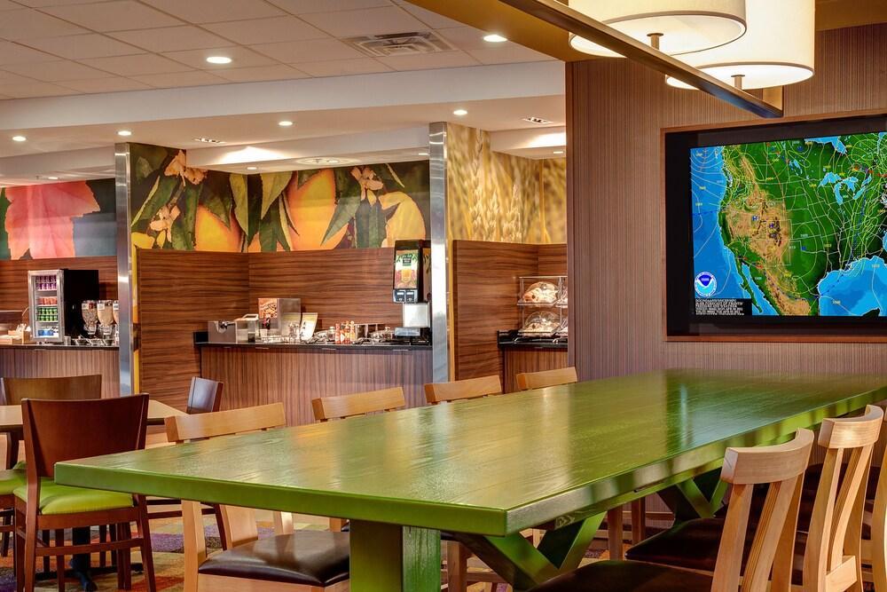 Fairfield & By Marriott Memphis Marion, Ar